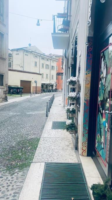 Sun Street