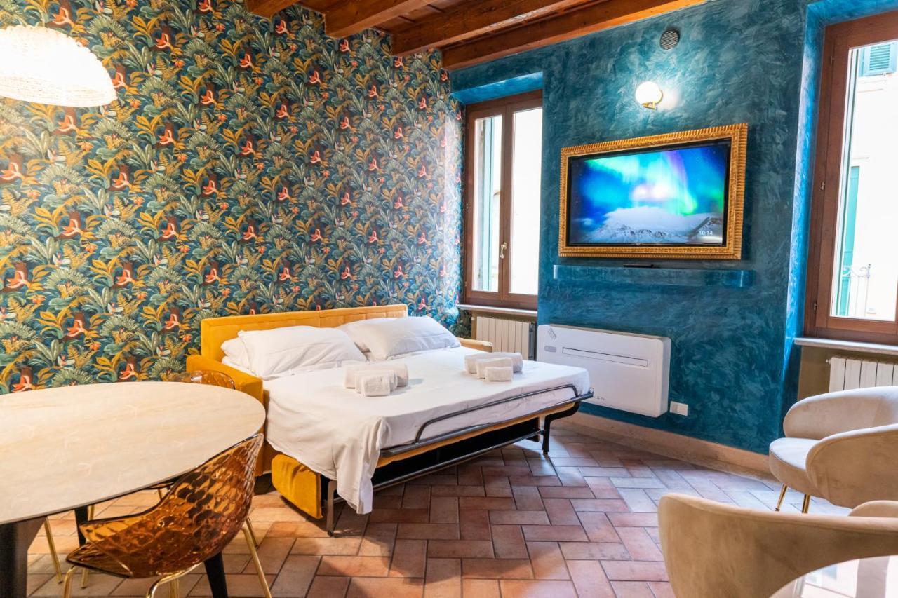 Domus Gladius By Postcardsfrom Apartment Verona