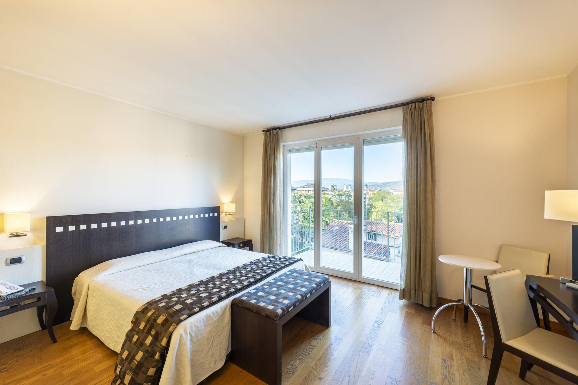 Khách sạn San Marco Fitness Pool & 4*