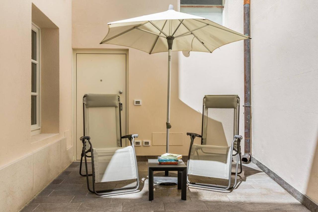 Book Lovers@arenatheatre Apartment Verona