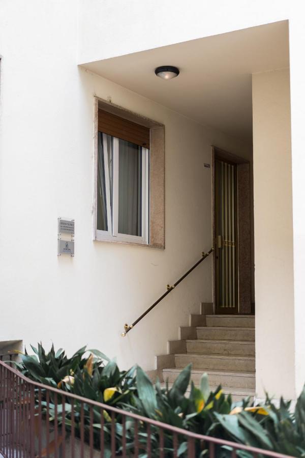 Apartment Arena