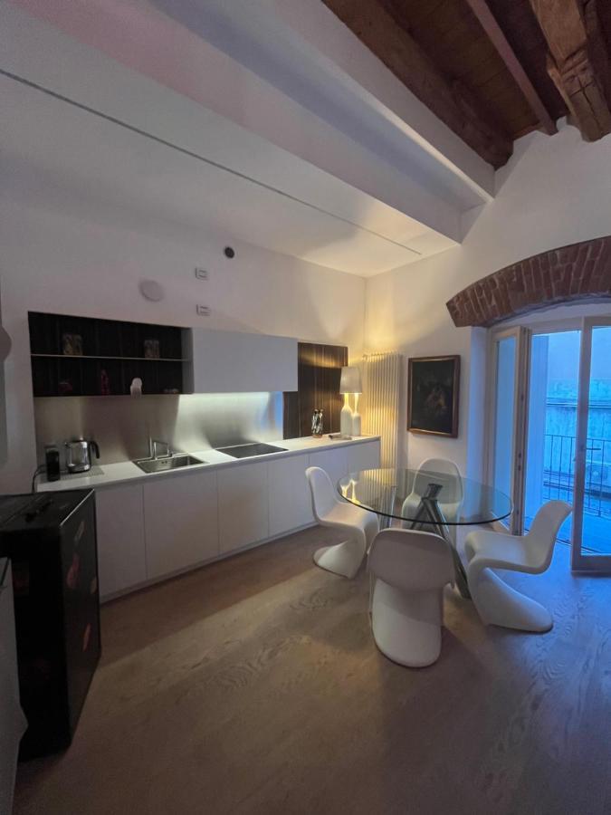 Apartment Juliet's Neighbours- Luxury *