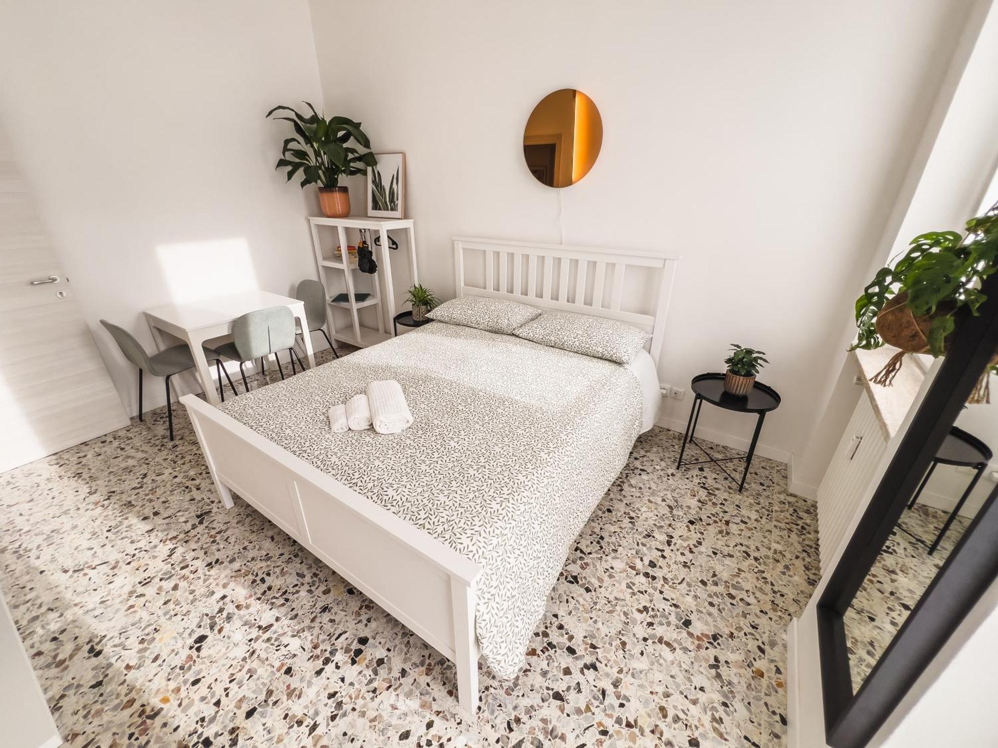 Freshly Renovated 10 Minutes From Arena Apartment Verona