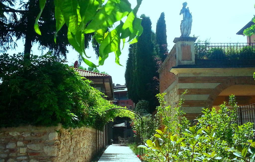 Corte Merighi Charming Bed & Breakfast *