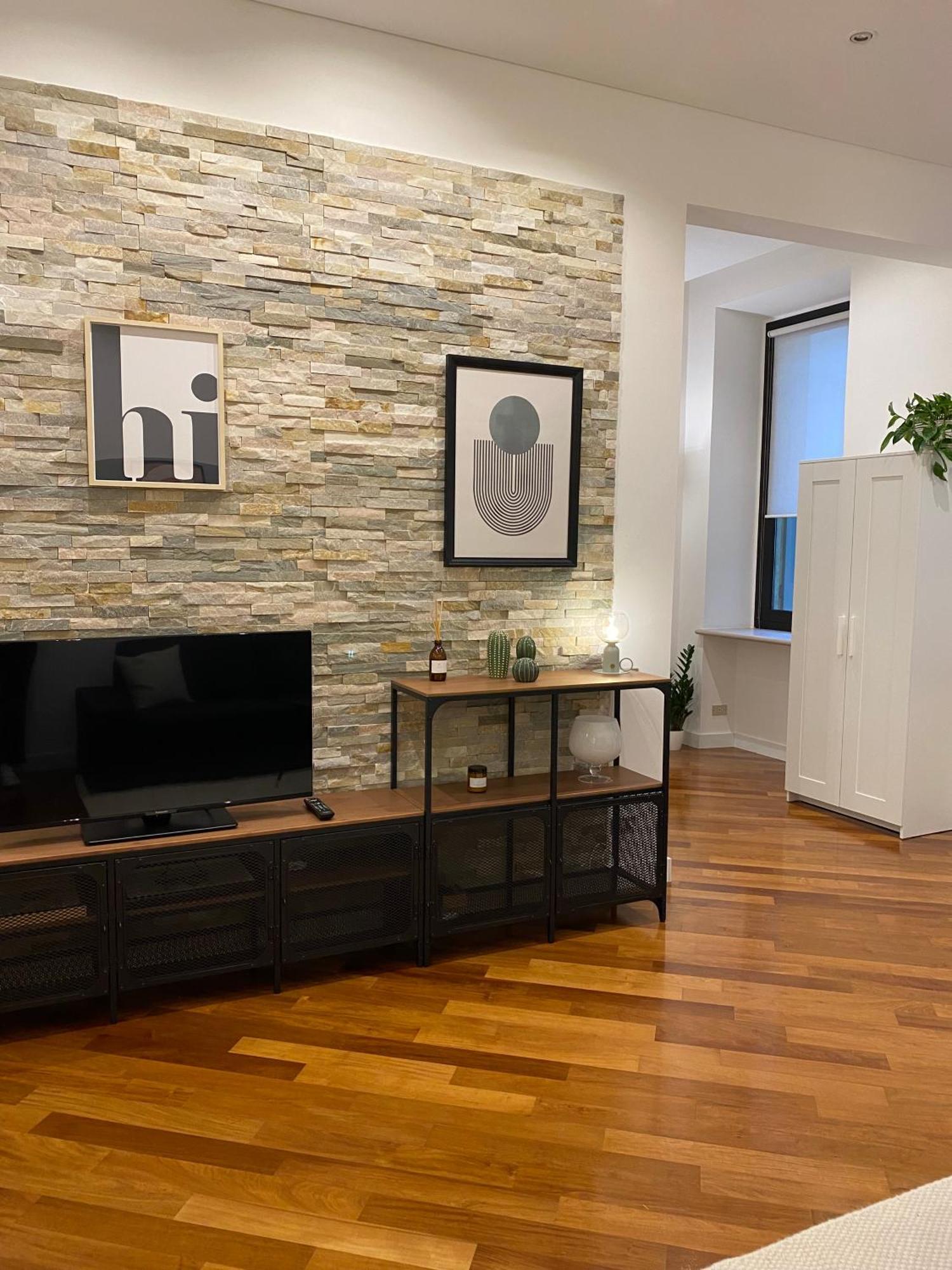 Domus Scudo Di Francia Apartment *