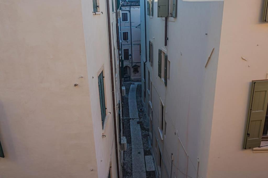 Juliet's Terrace On The River Apartment *