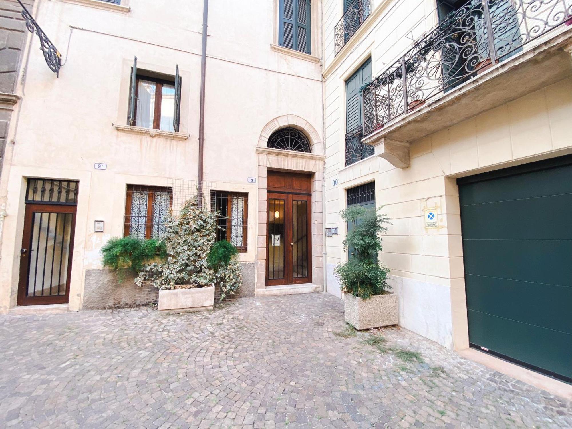 Santacecilia Apartment *