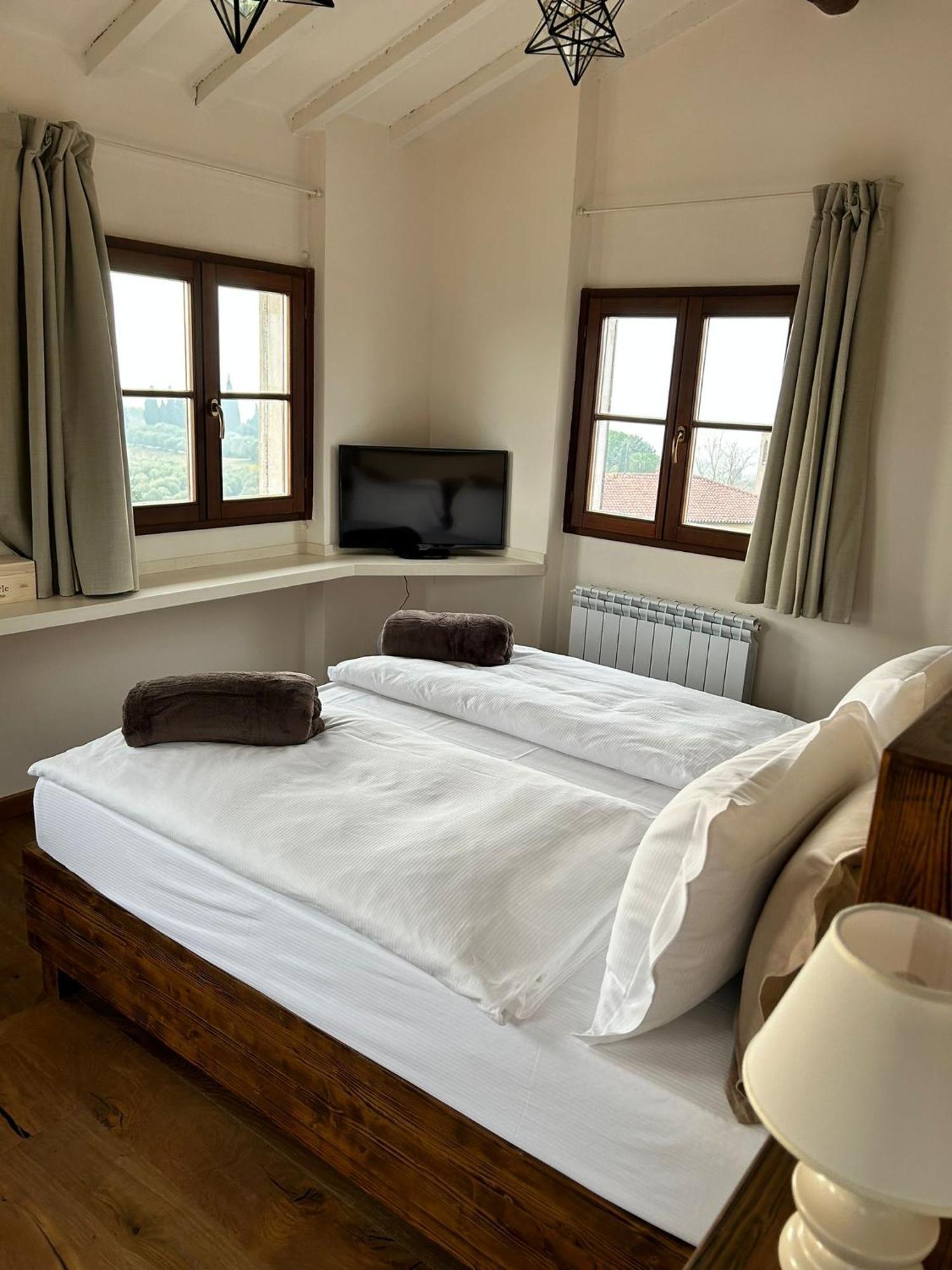 Collina Di Borgo San Mattia Farm stay *