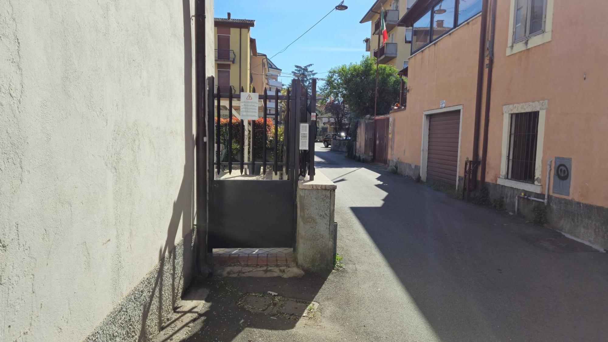 Elegant Apartment: Free Netflix, Wi-fi & Parking * Verona