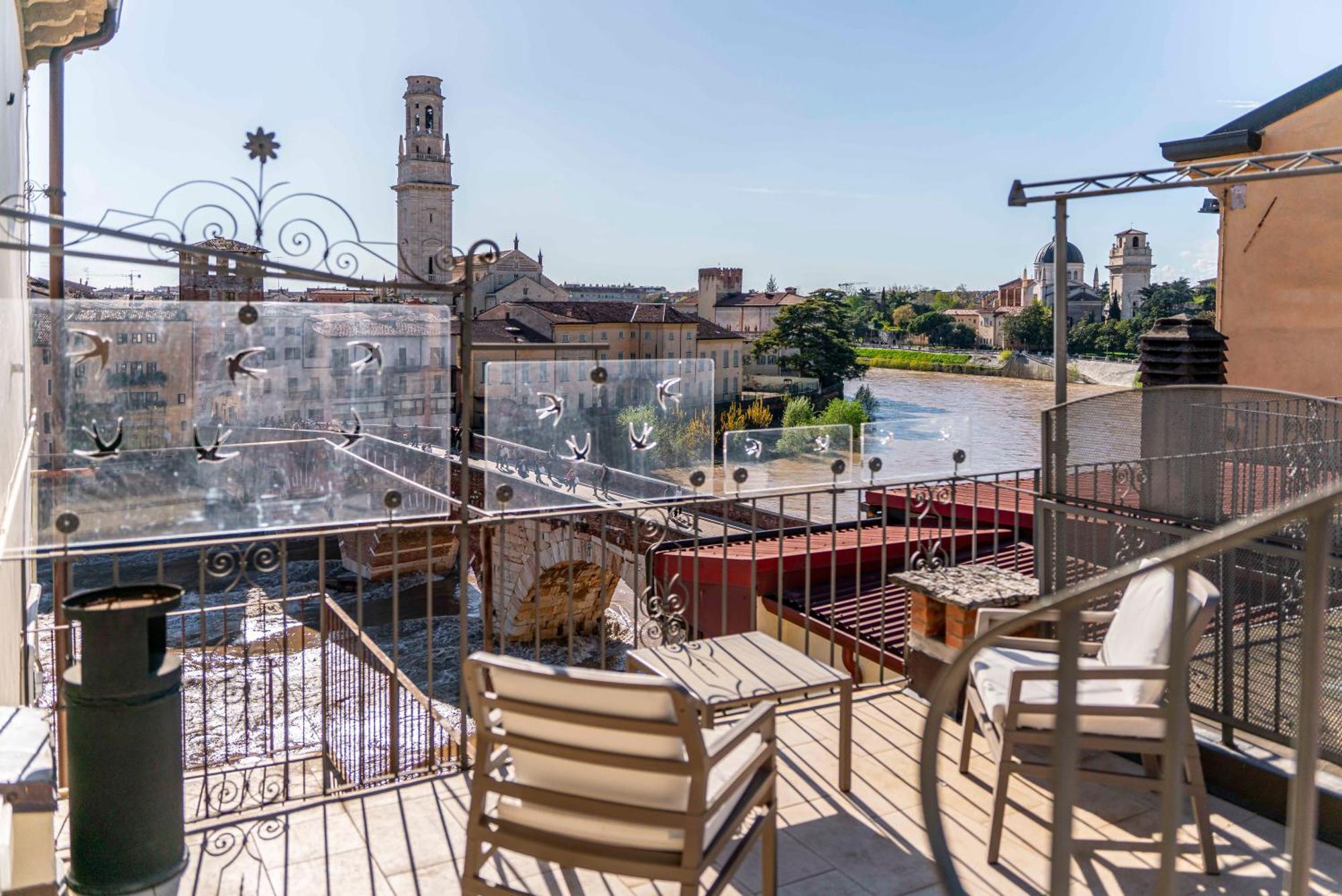 Residenza Veronica A Ponte Pietra Apartment *