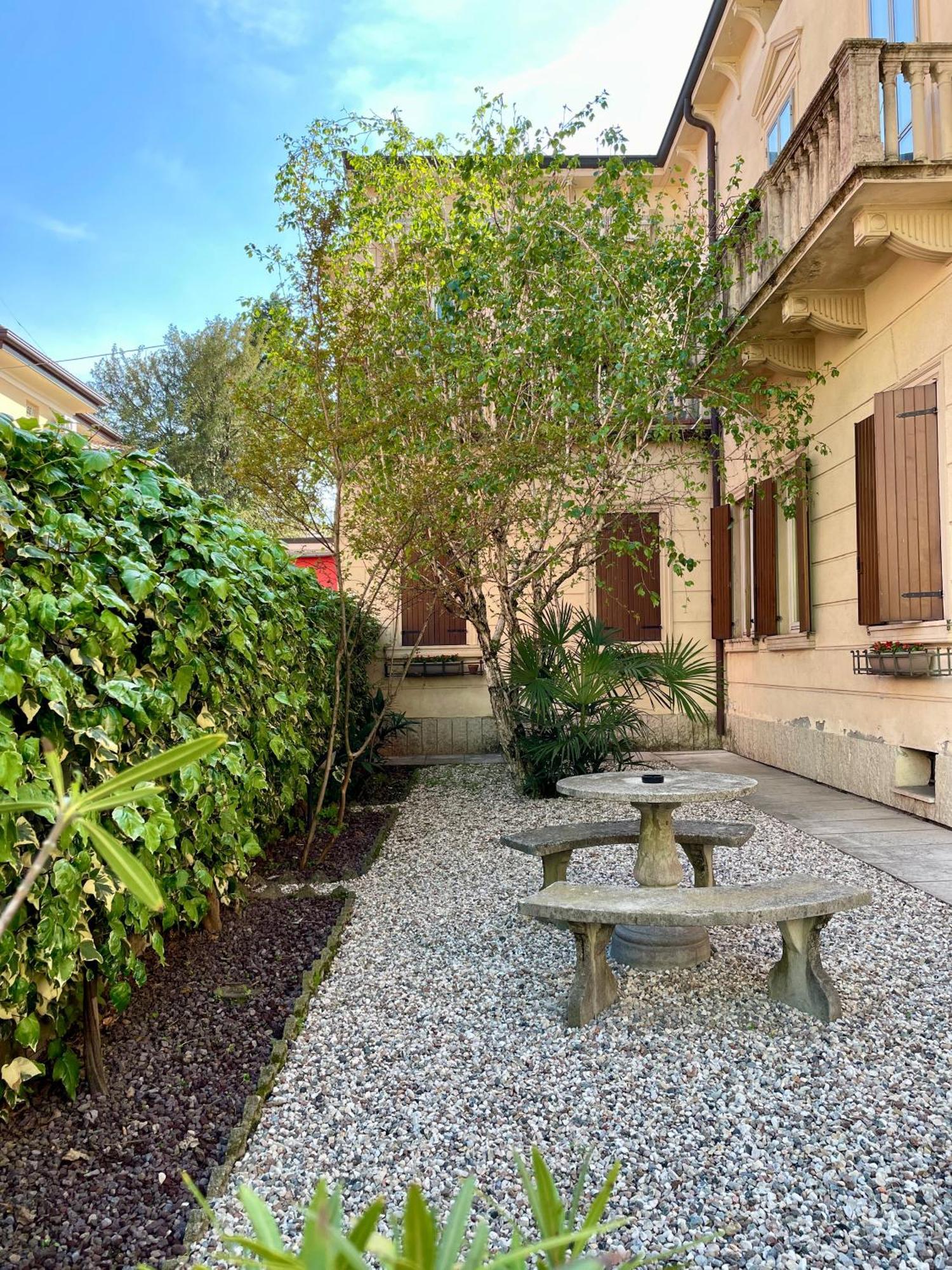 Guest house Dimora Montecchi Verona