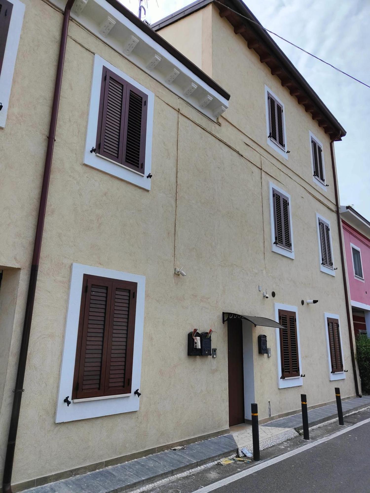 Charming In With Terrace Apartment