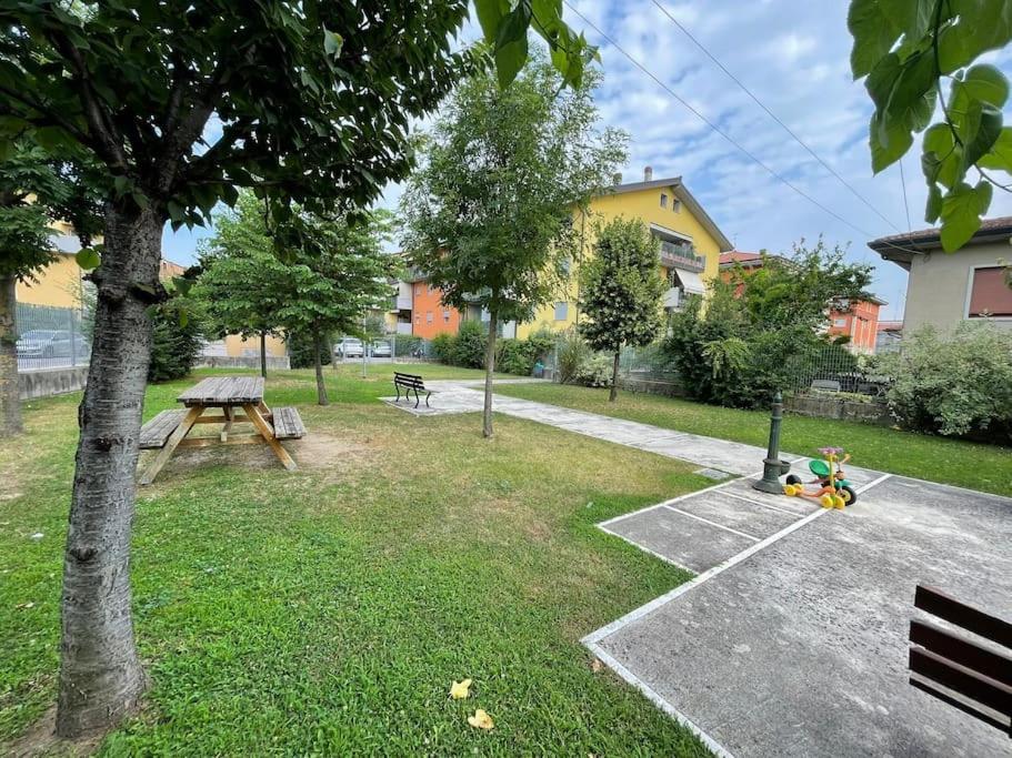 Elegant Relax Near Veron Center Fair Garda Apartment *
