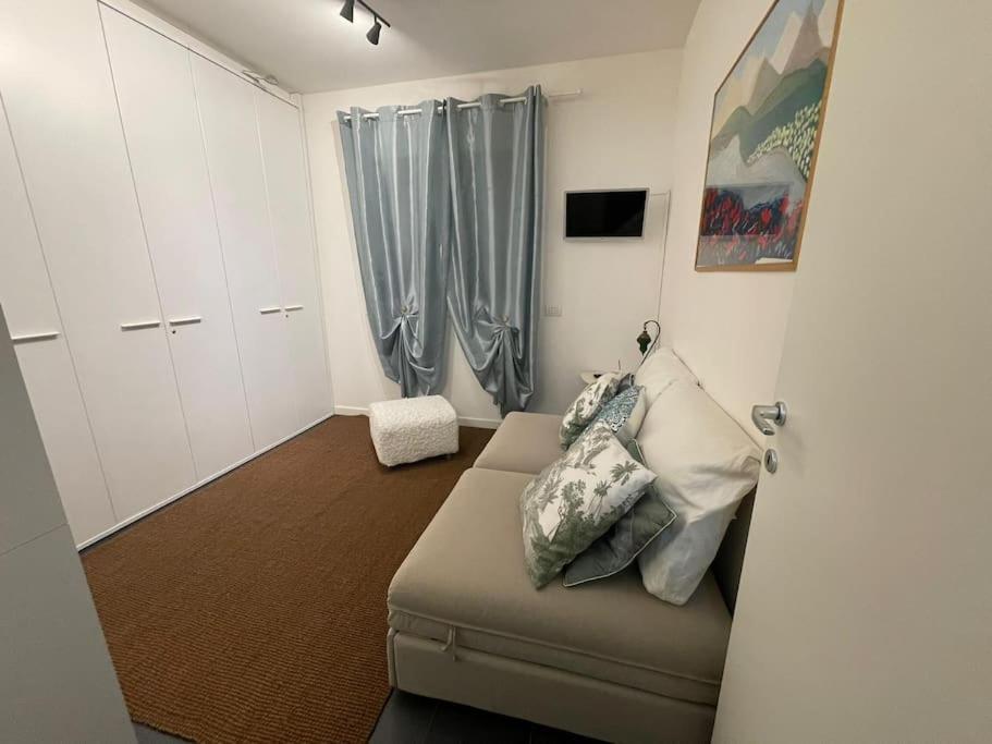 Apartment Elegant Relax Near Veron Center Fair Garda *