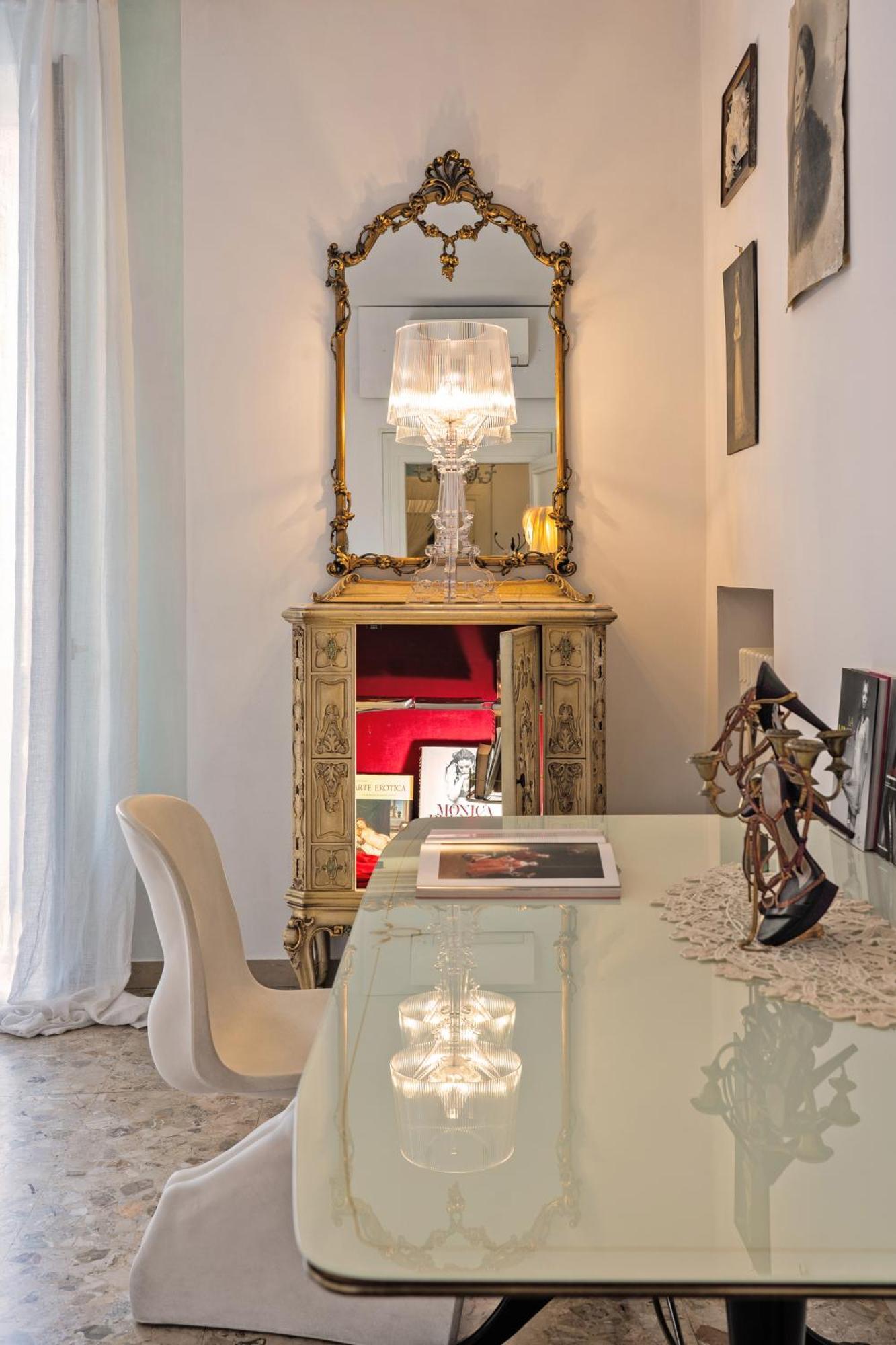 Billie's Flat White - Art & Design In Historic Centre
