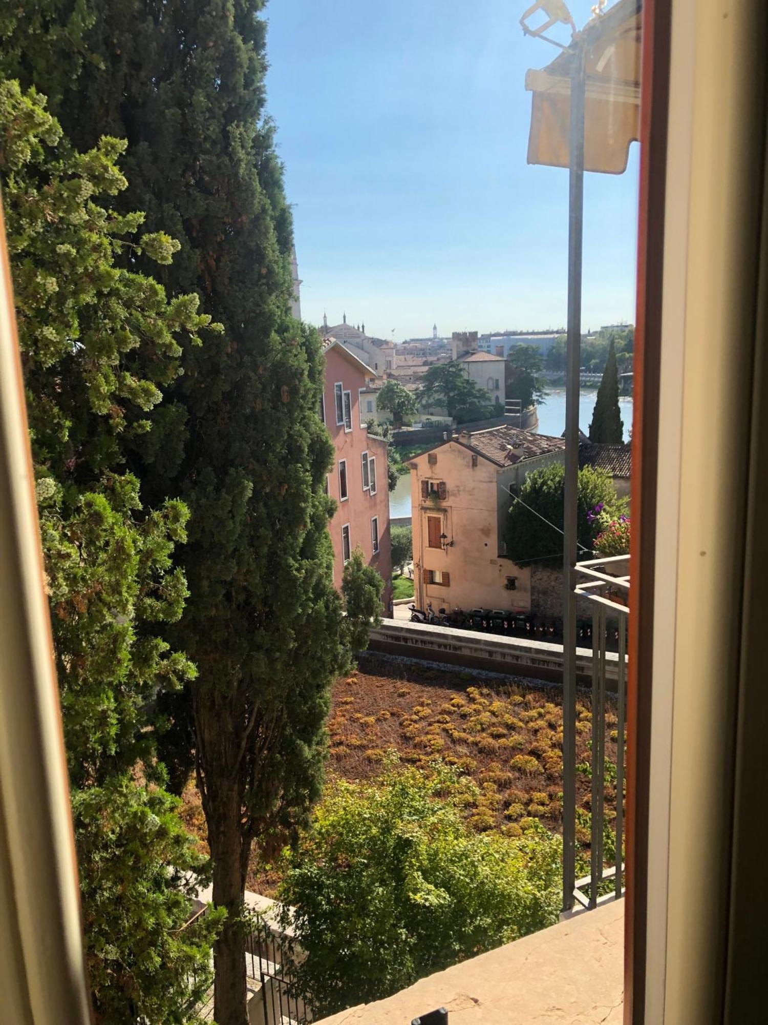 Relais Colle San Pietro Bed & Breakfast