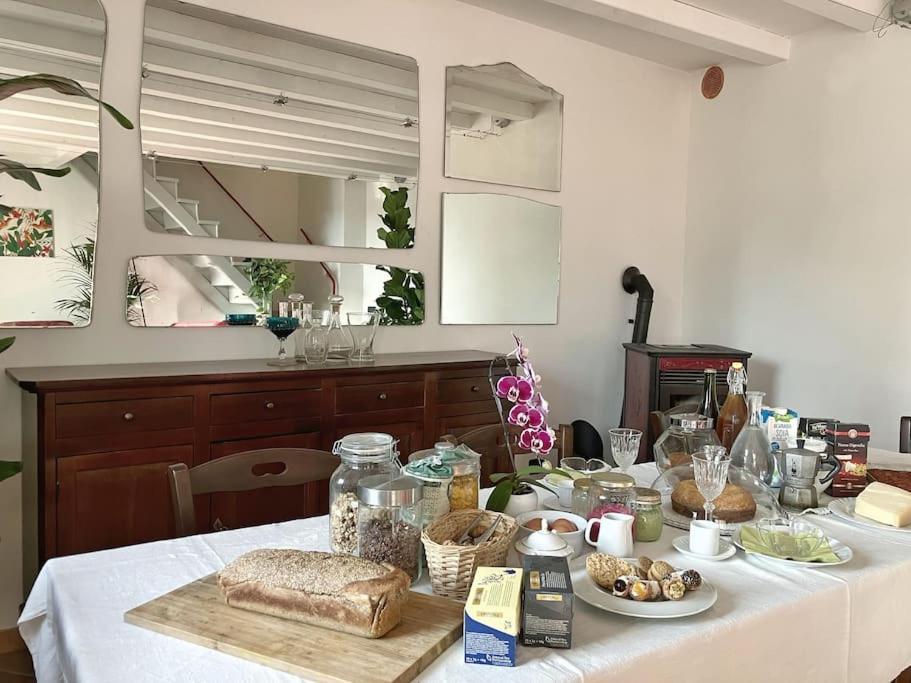 Castel Montorio - Camera Matrimoniale Con Bagno In Casa Condivisa *
