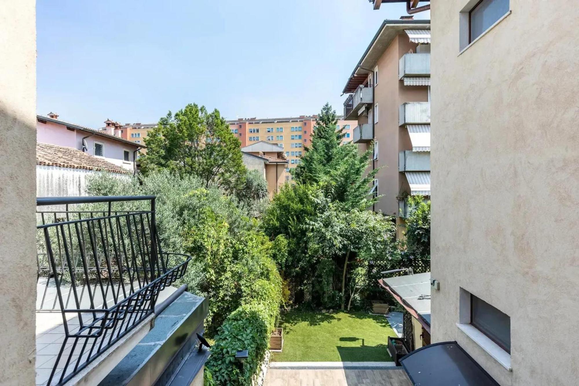 Charming In With Terrace Apartment *
