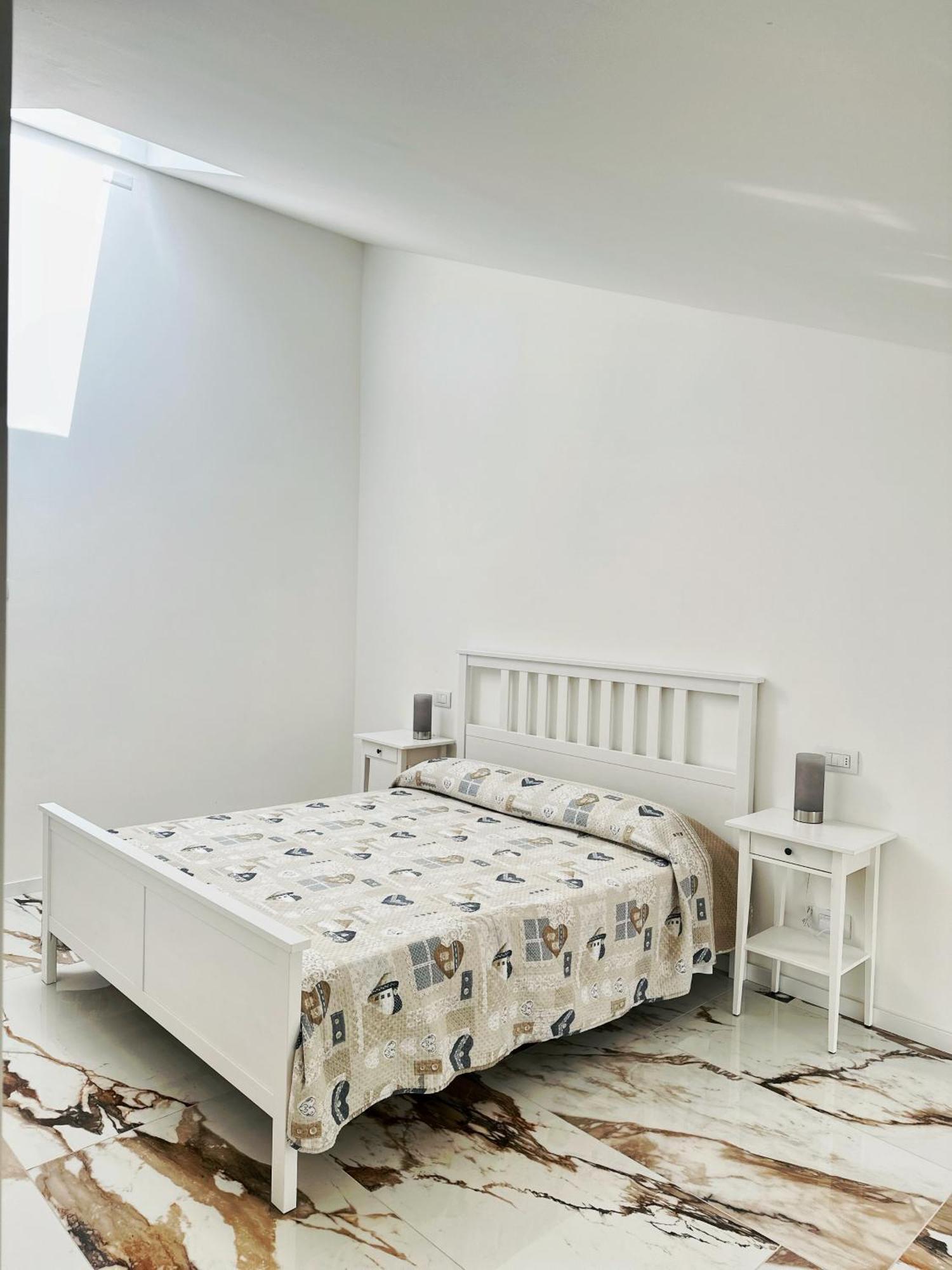 Parisi - Fiera Luxury Golosine 3 *