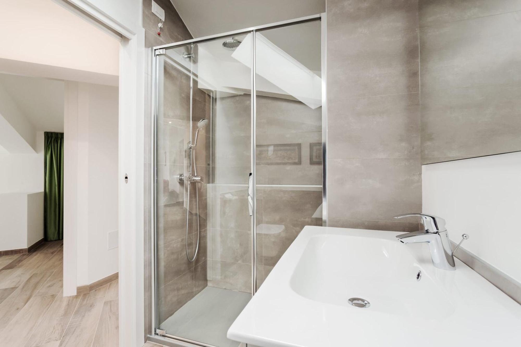 Apartment Amazing Flat With Big Terrace And Private Car Park