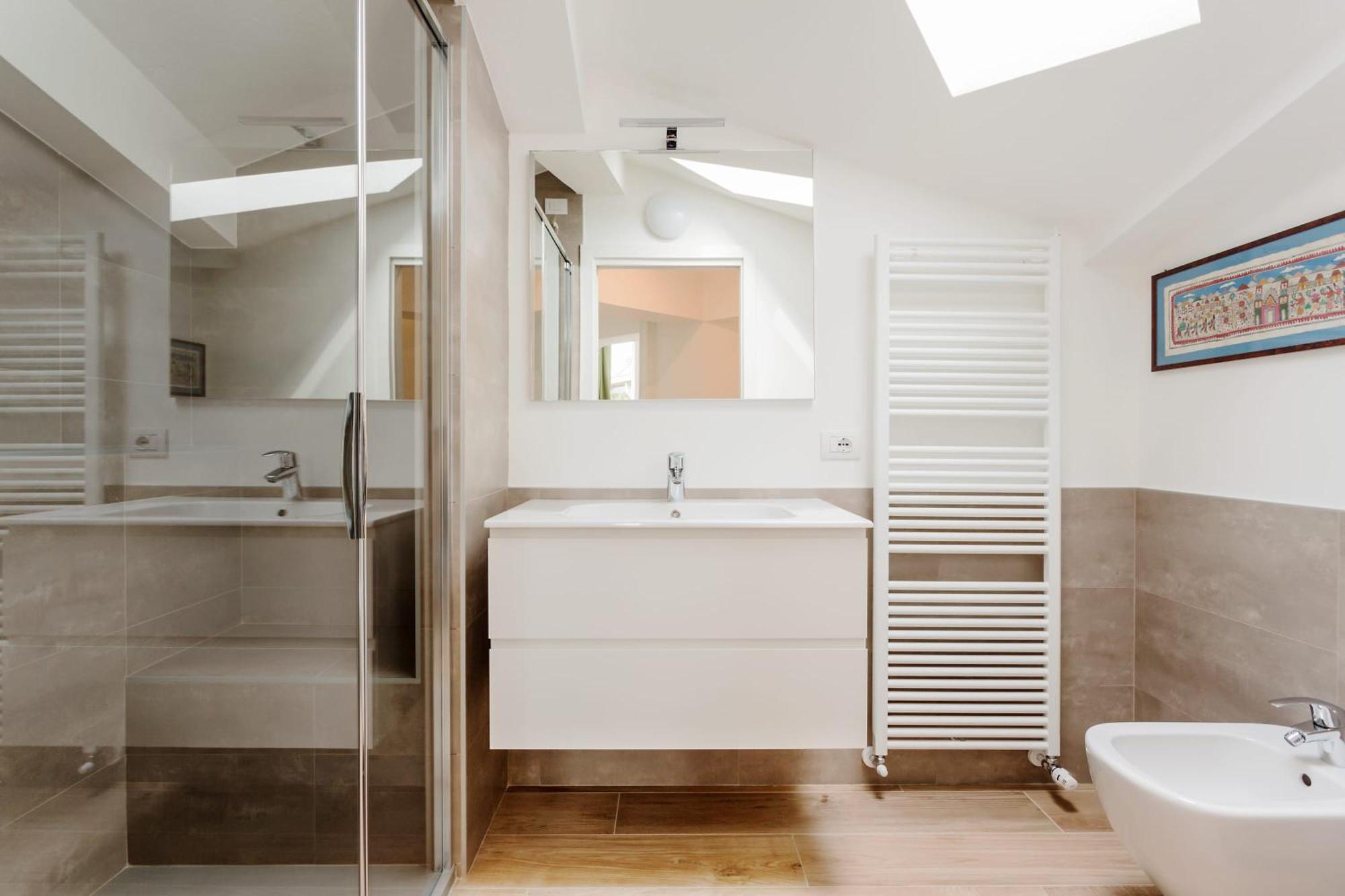 Amazing Flat With Big Terrace And Private Car Park Verona