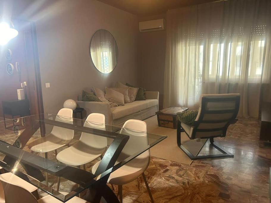 Porta Vescovo Stylish Close To Downtown Apartment