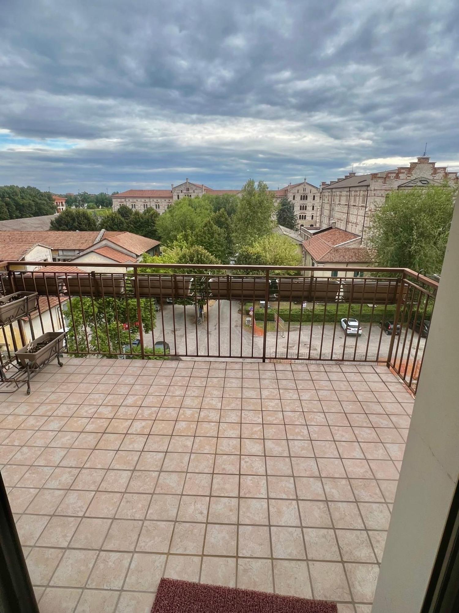 Centro Storico Grande Casa Moderna Apartamento