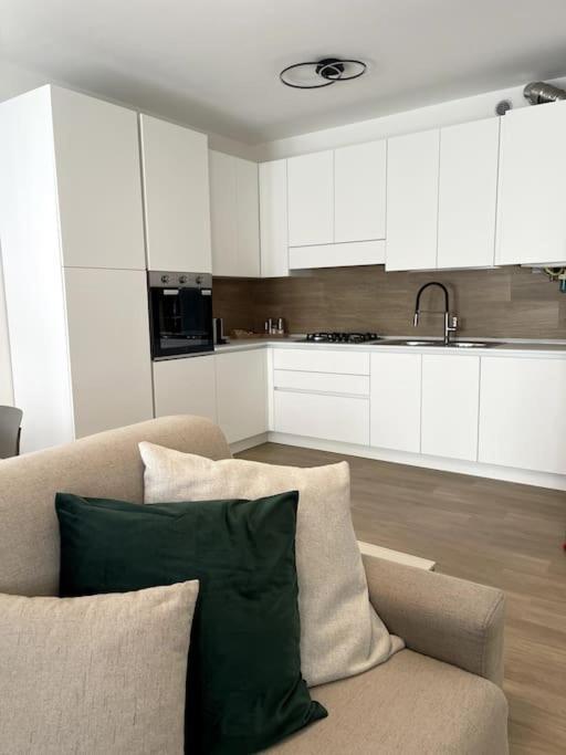 Huoneisto 2612 House Piano Terra Garage E Wi-fi