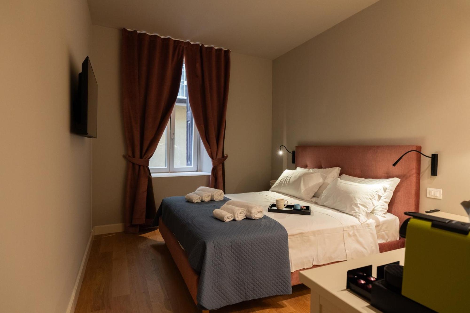 Palazzo Biasini By Postcardsfrom Guest house Verona