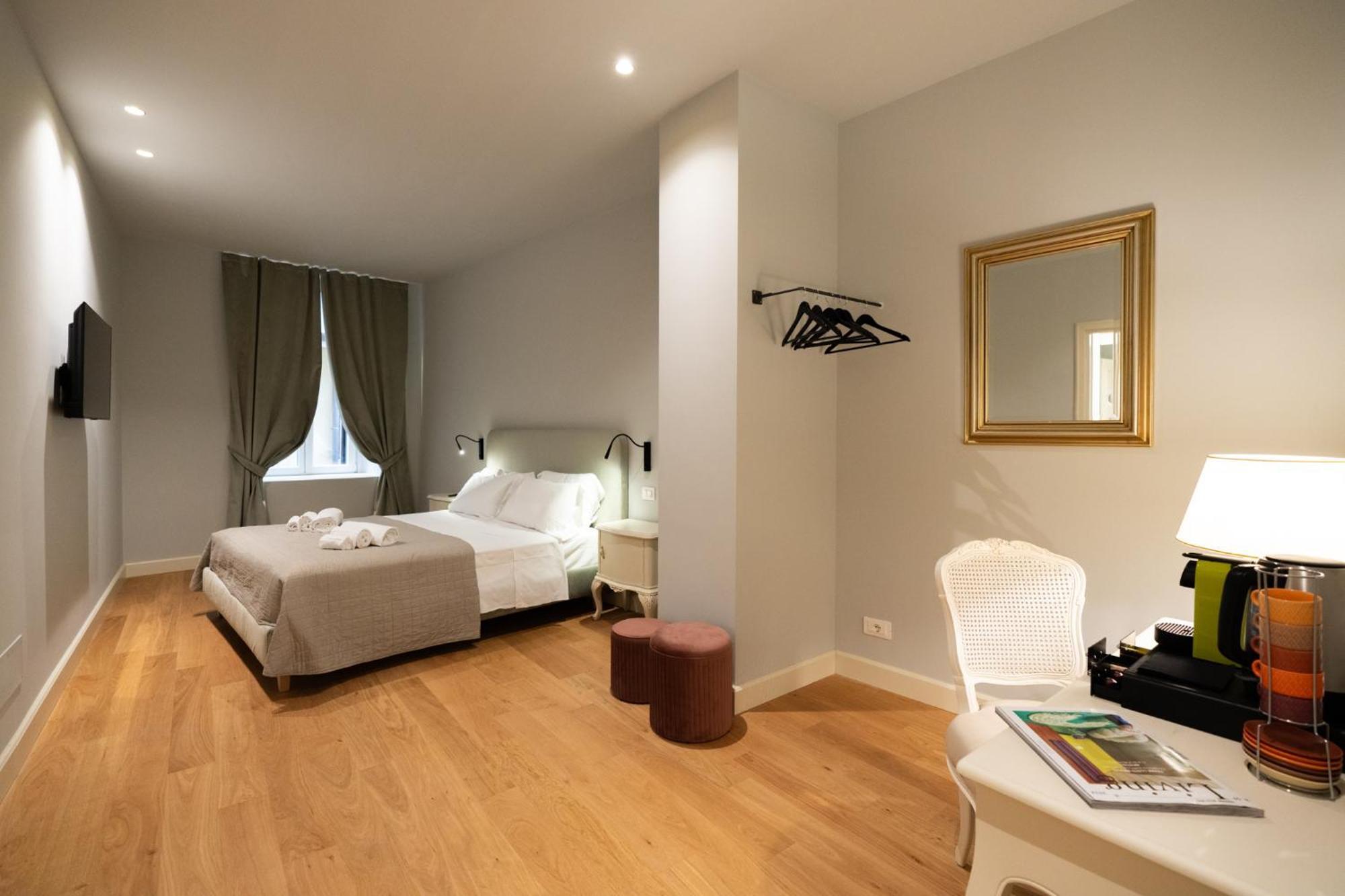 Palazzo Biasini By Postcardsfrom Guest house Verona