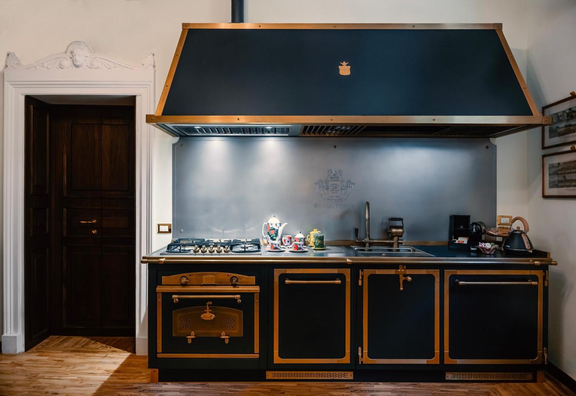 Apartment Regal House Borghese *