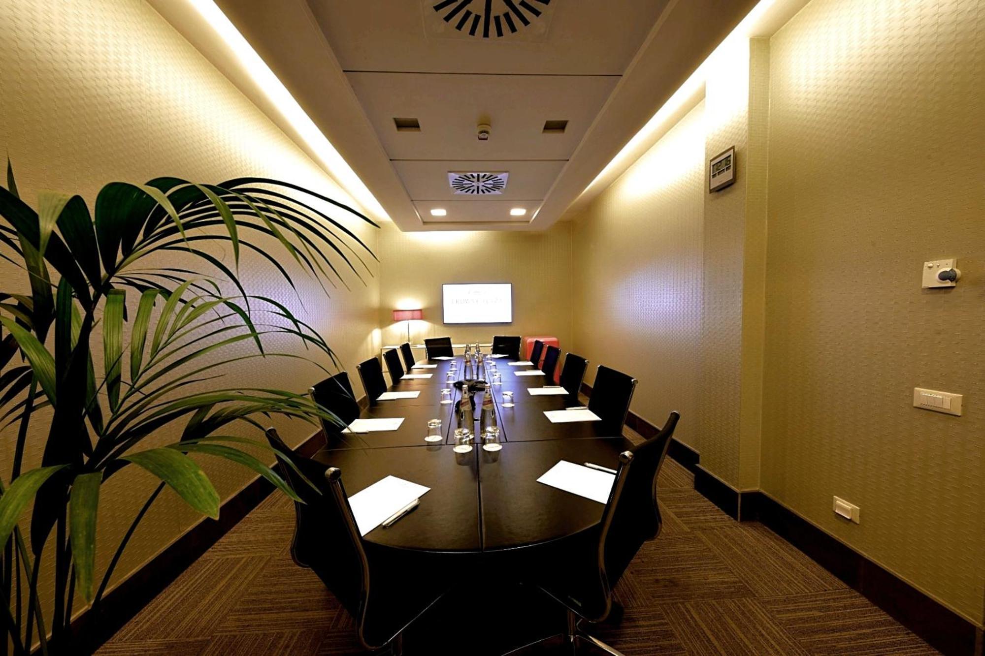 Hotel Crowne Plaza Fiera, An Ihg 4*