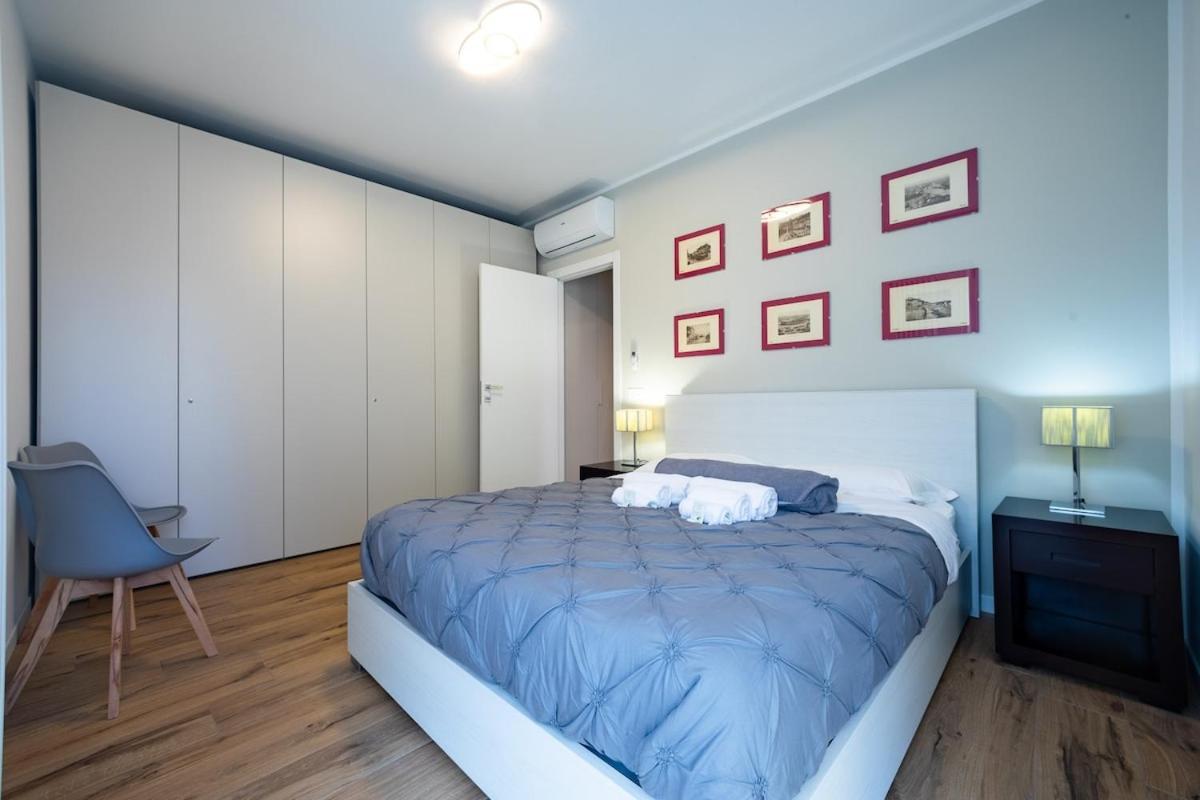 Modern Red Flat In Apartment