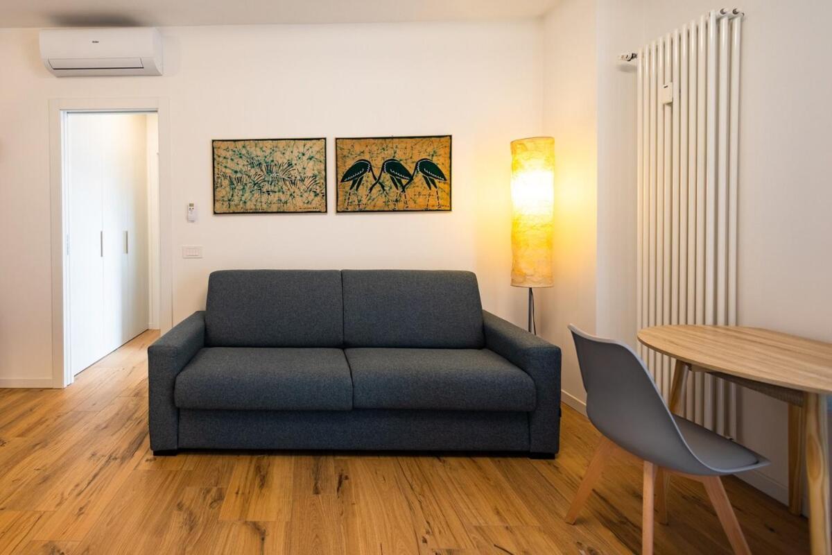 Modern Grey Flat In Verona