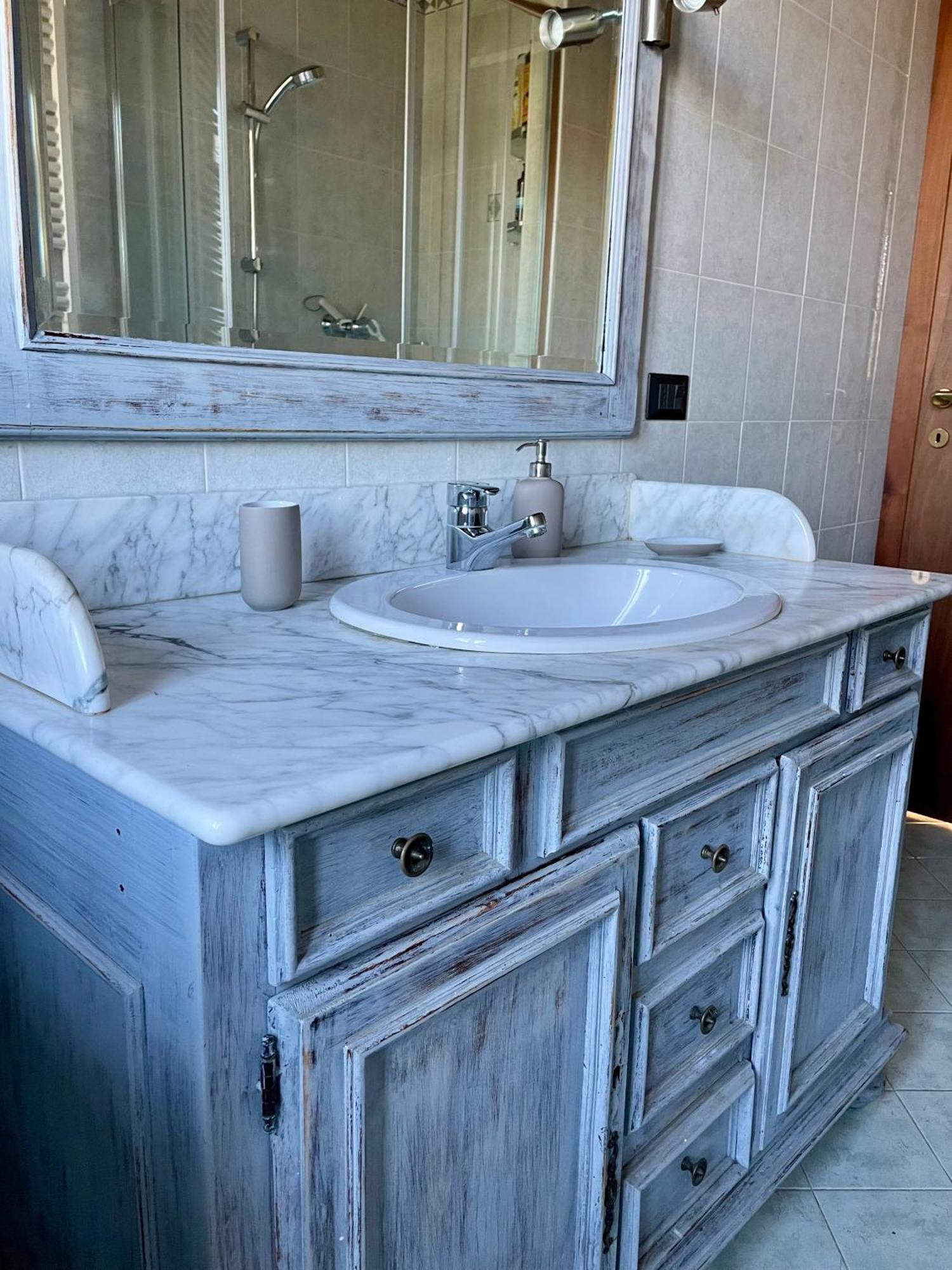 Charming Escape In * Verona