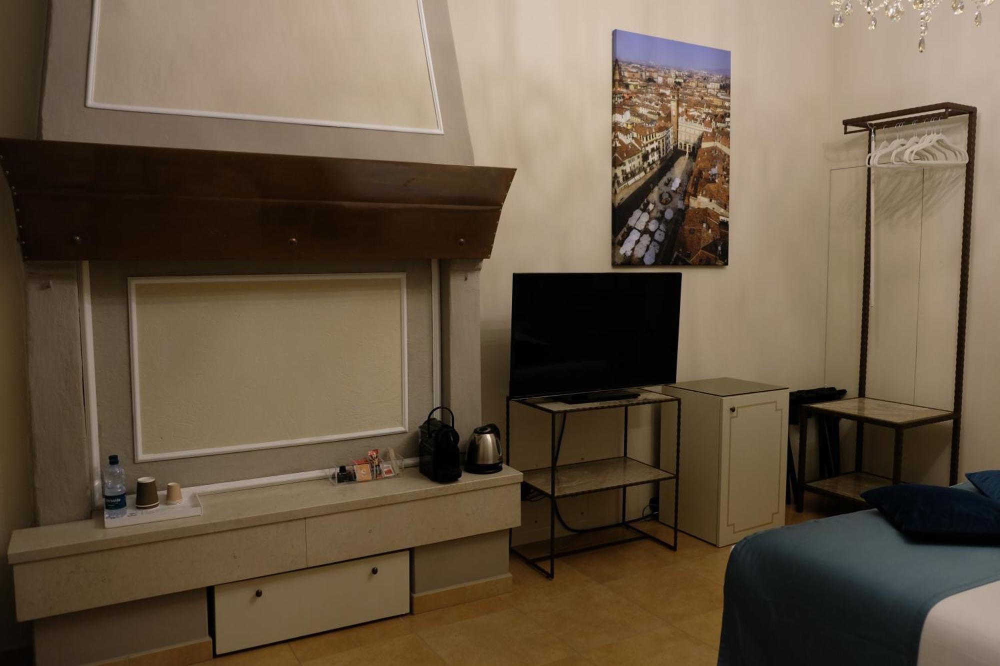 Palazzo Negri Apartment *