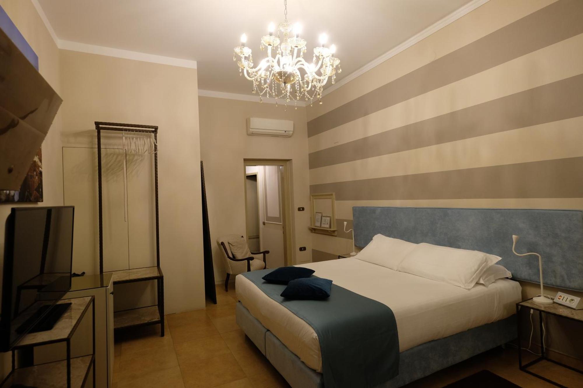 Palazzo Negri *