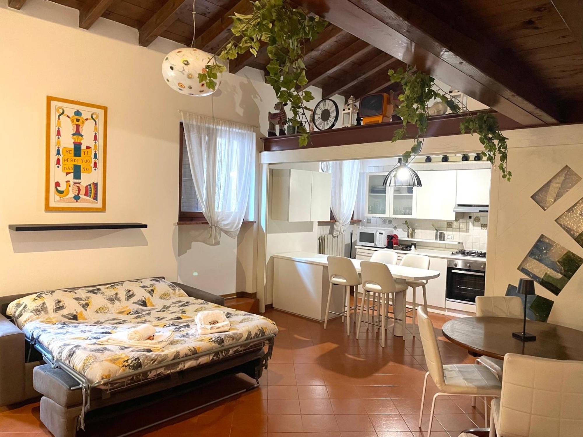 The Bridge Apartment *