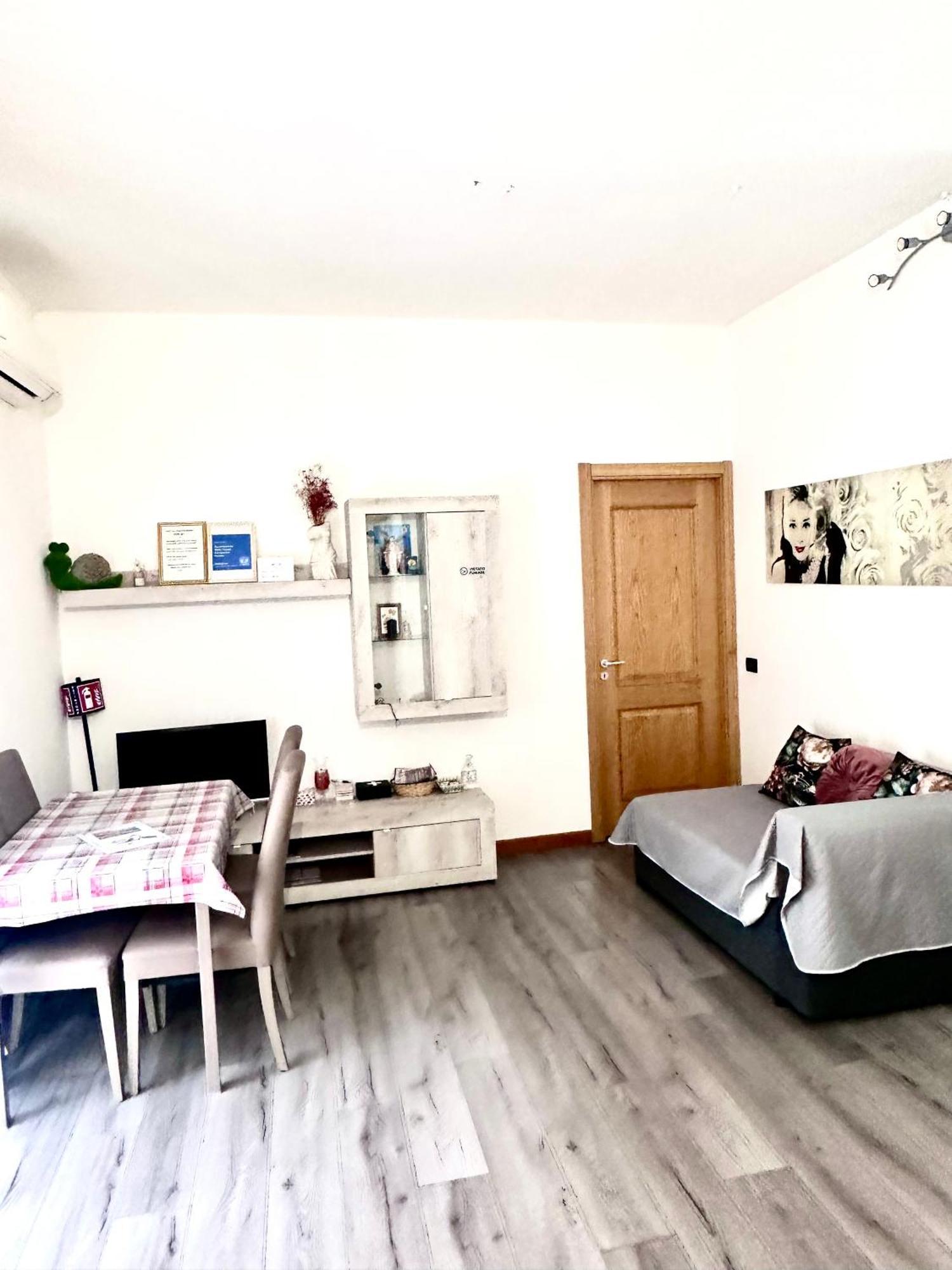 Santa Teresa, Fiera/centro Apartment *