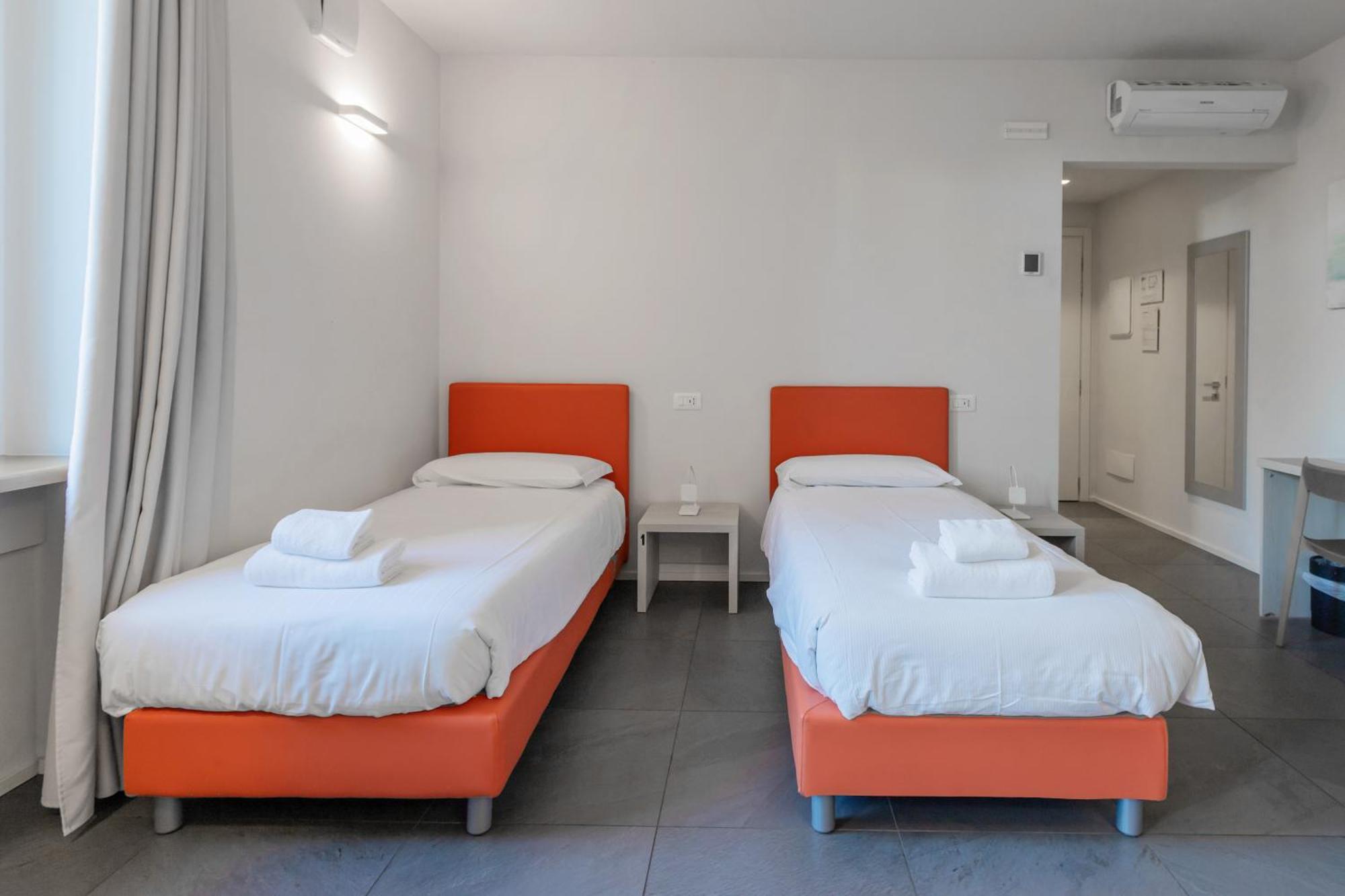 Hostel Stravagante &