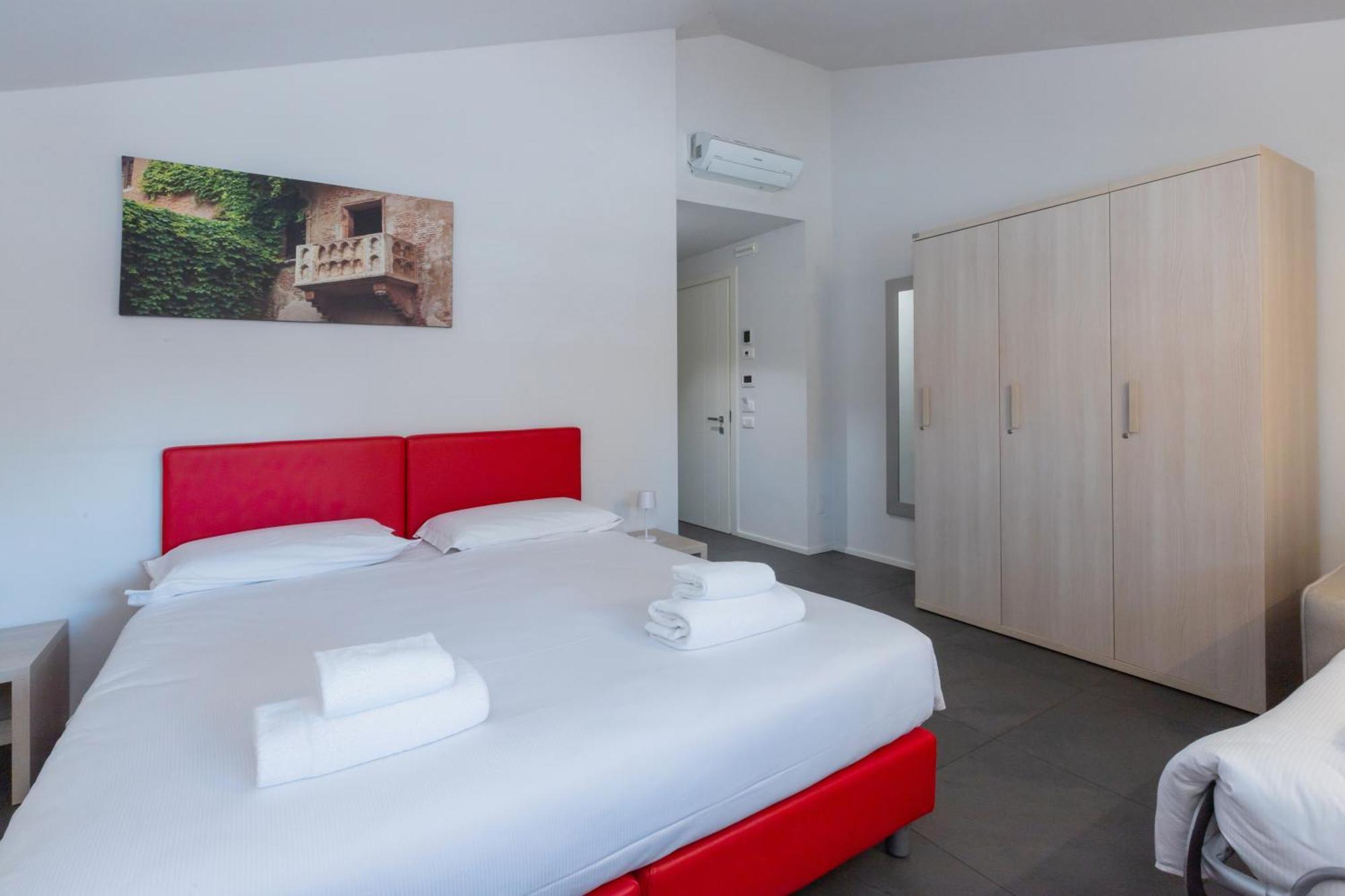 Stravagante & Hostel Verona
