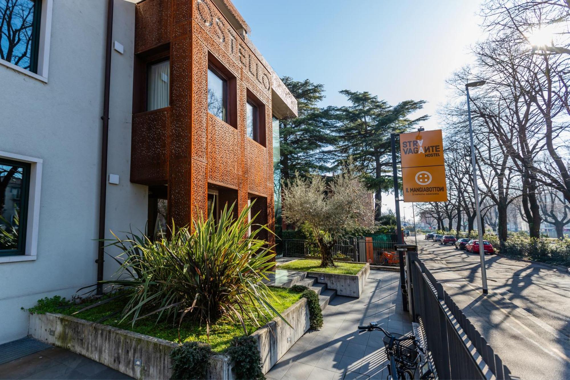 Stravagante & Hostel