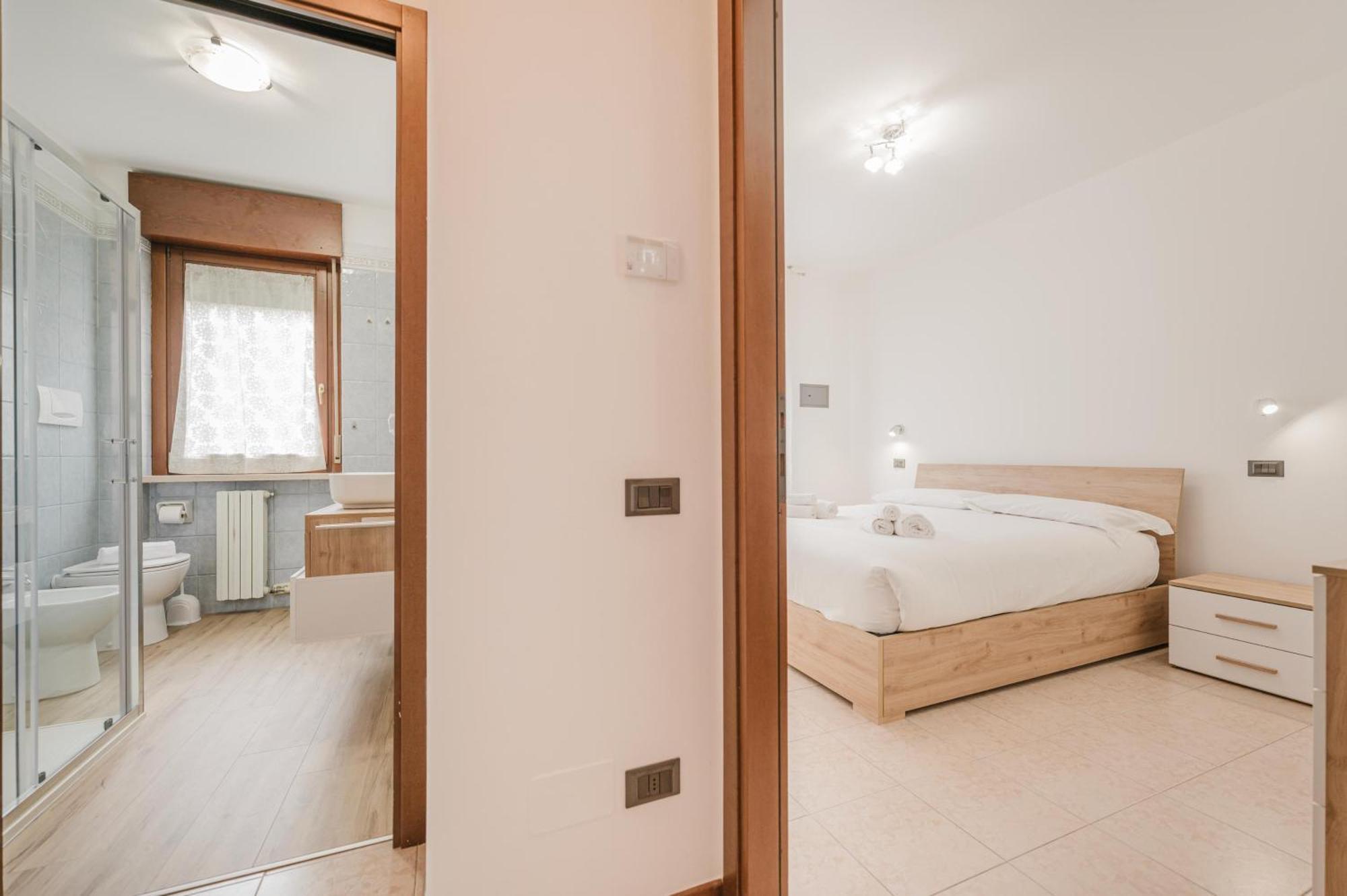 Rife House - 10 Min Da Fiera & Wi-fi Apartment