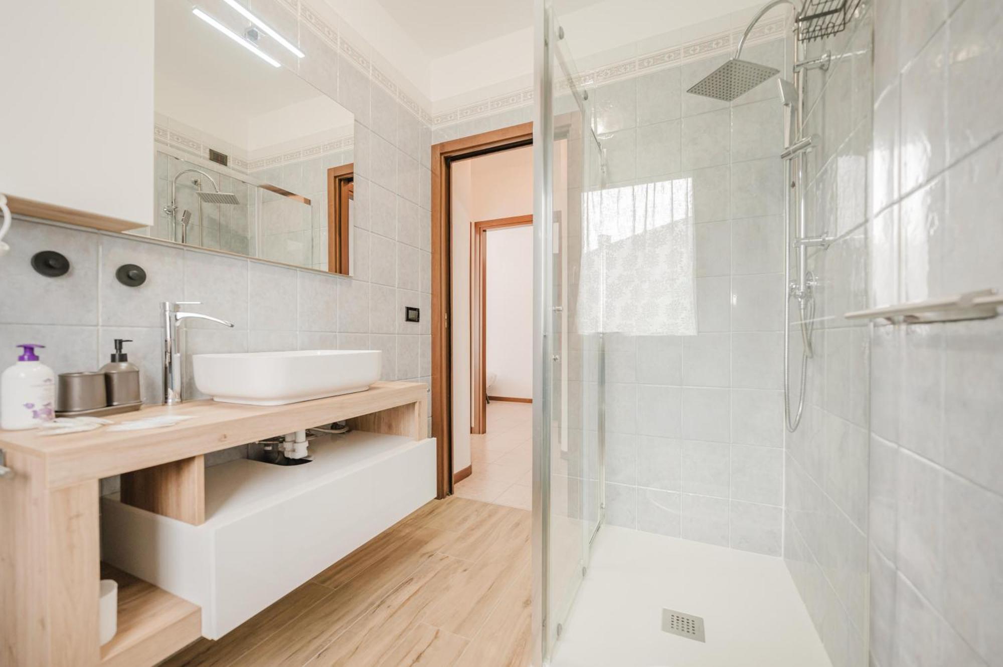 Apartment Rife House - 10 Min Da Fiera & Wi-fi