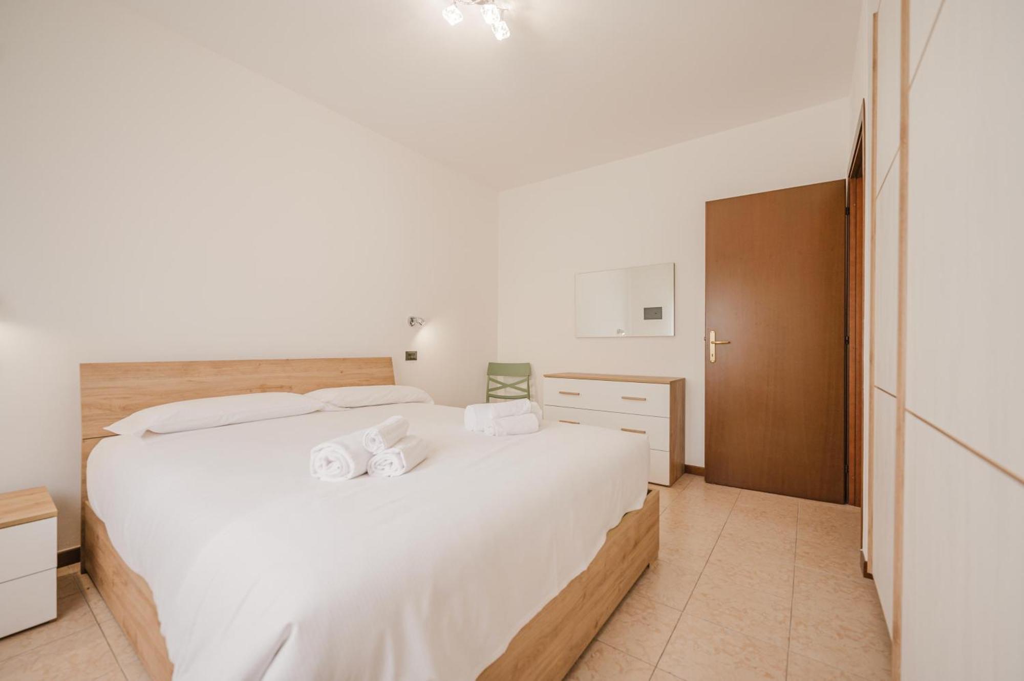 Rife House - 10 Min Da Fiera & Wi-fi Apartment *