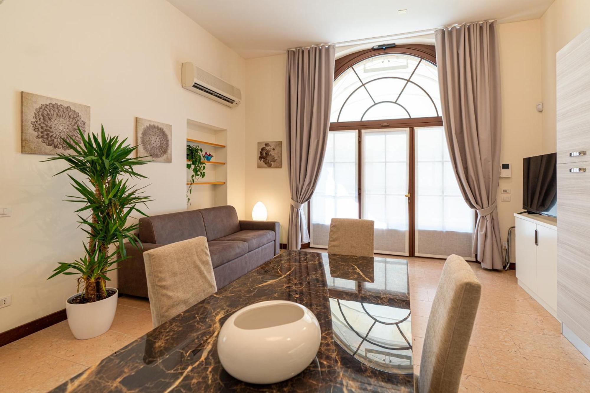 Apartment Domus - Palazzo Lugo Verona
