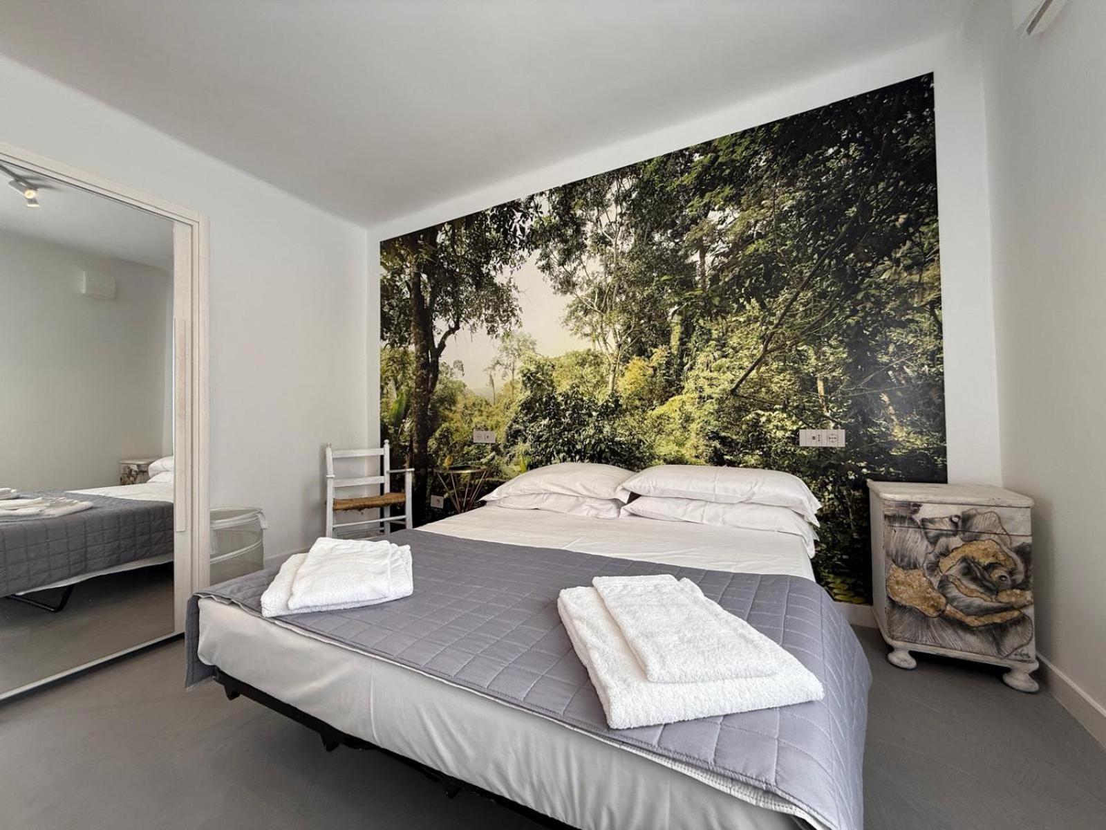 B&B Relax Rooms - Villa Segala 5A Guest house *