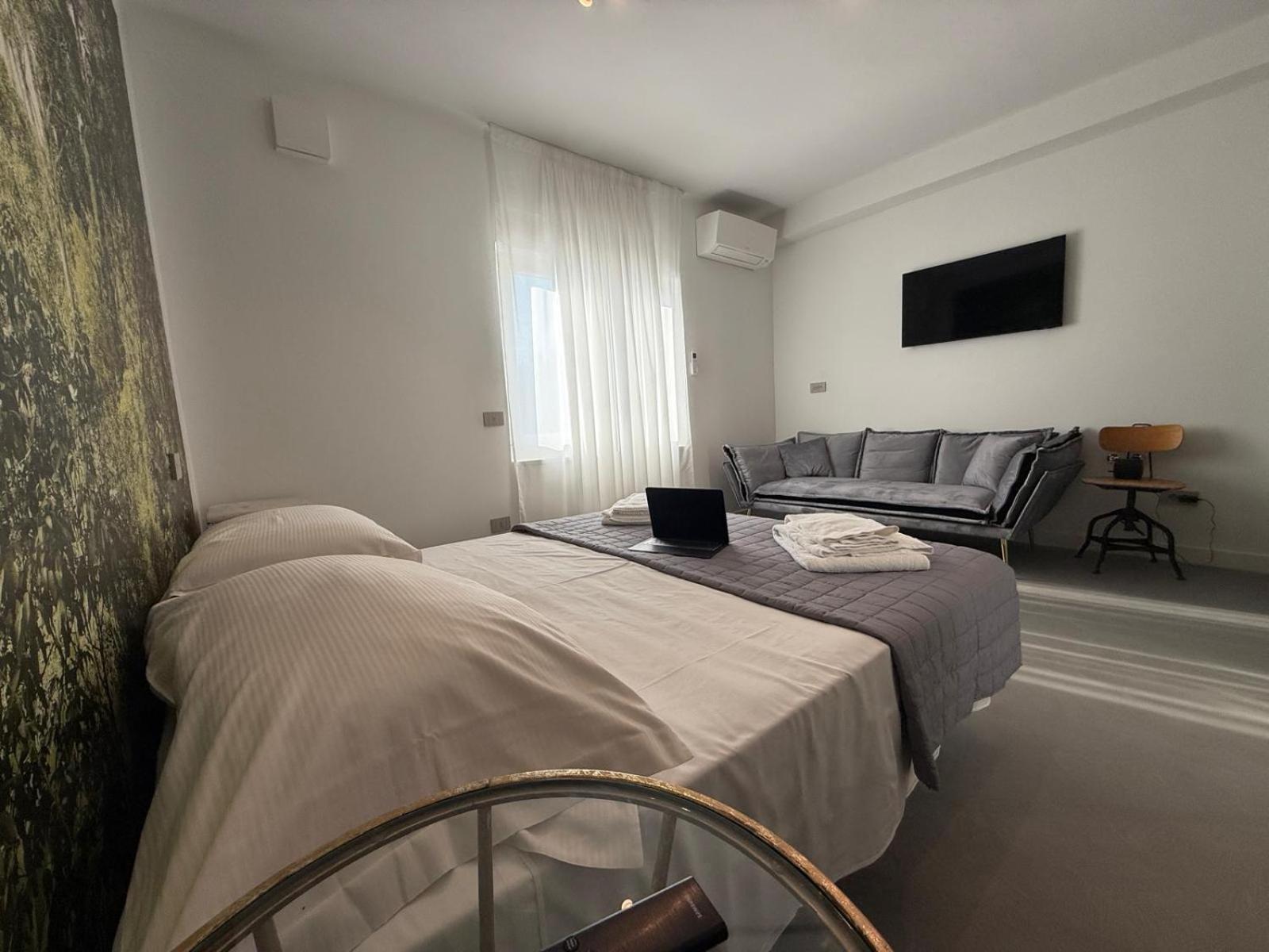 Guest house B&B Relax Rooms - Villa Segala 5A Verona