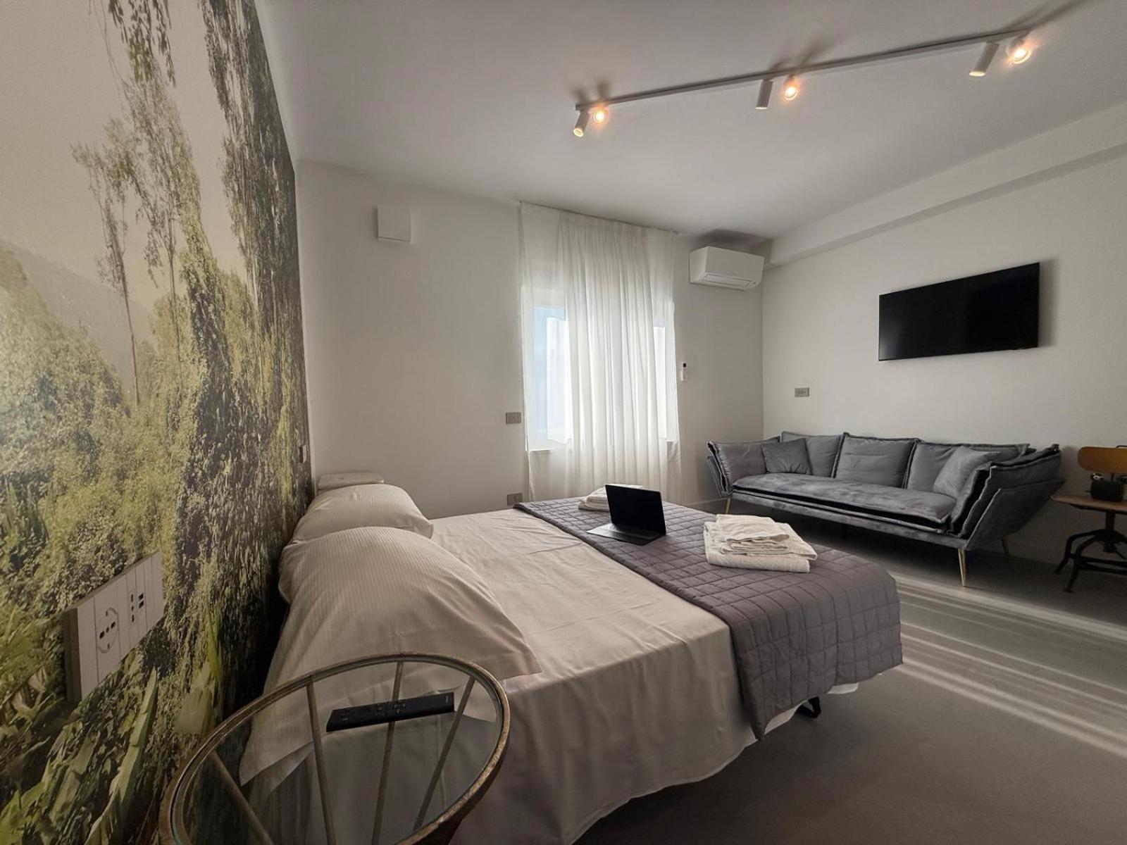 B&B Relax Rooms - Villa Segala 5A Guest house