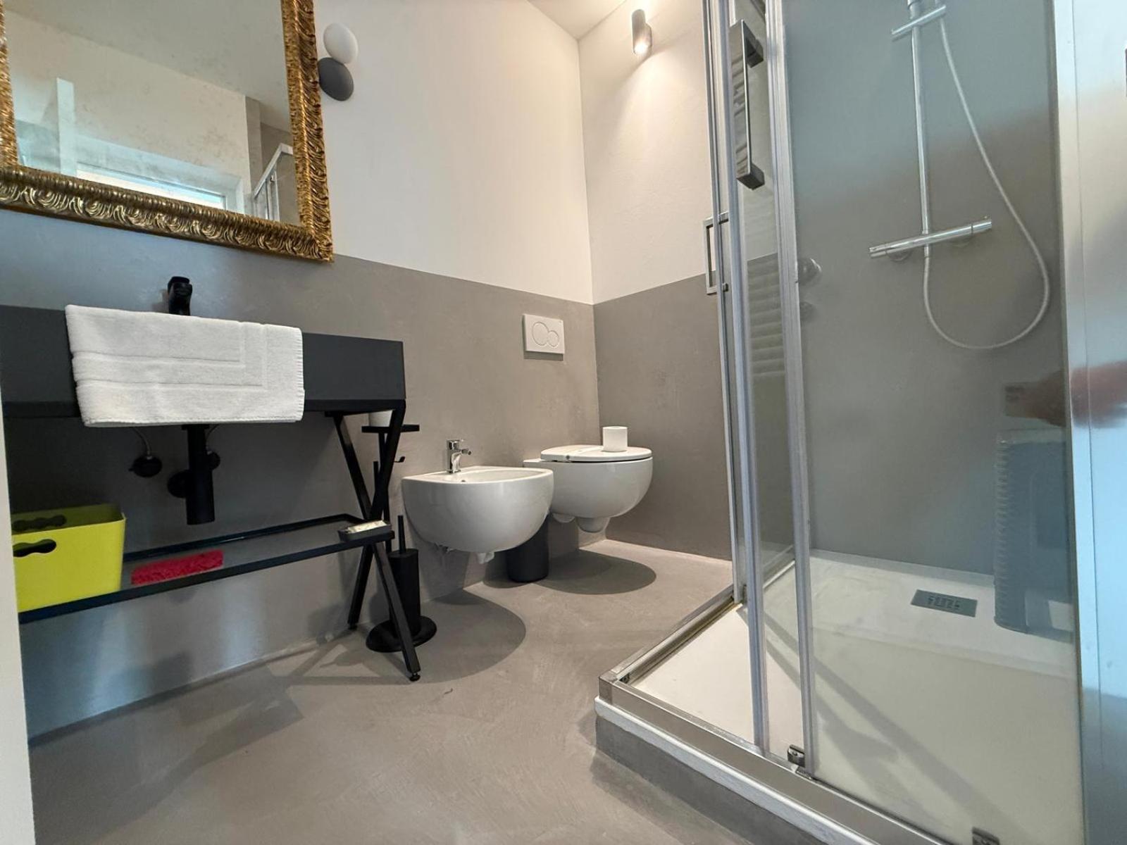 B&B Relax Rooms - Villa Segala 5A Guest house *